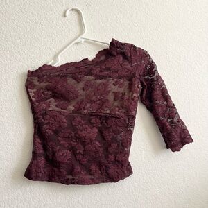 Elegant Lace Burgundy Top